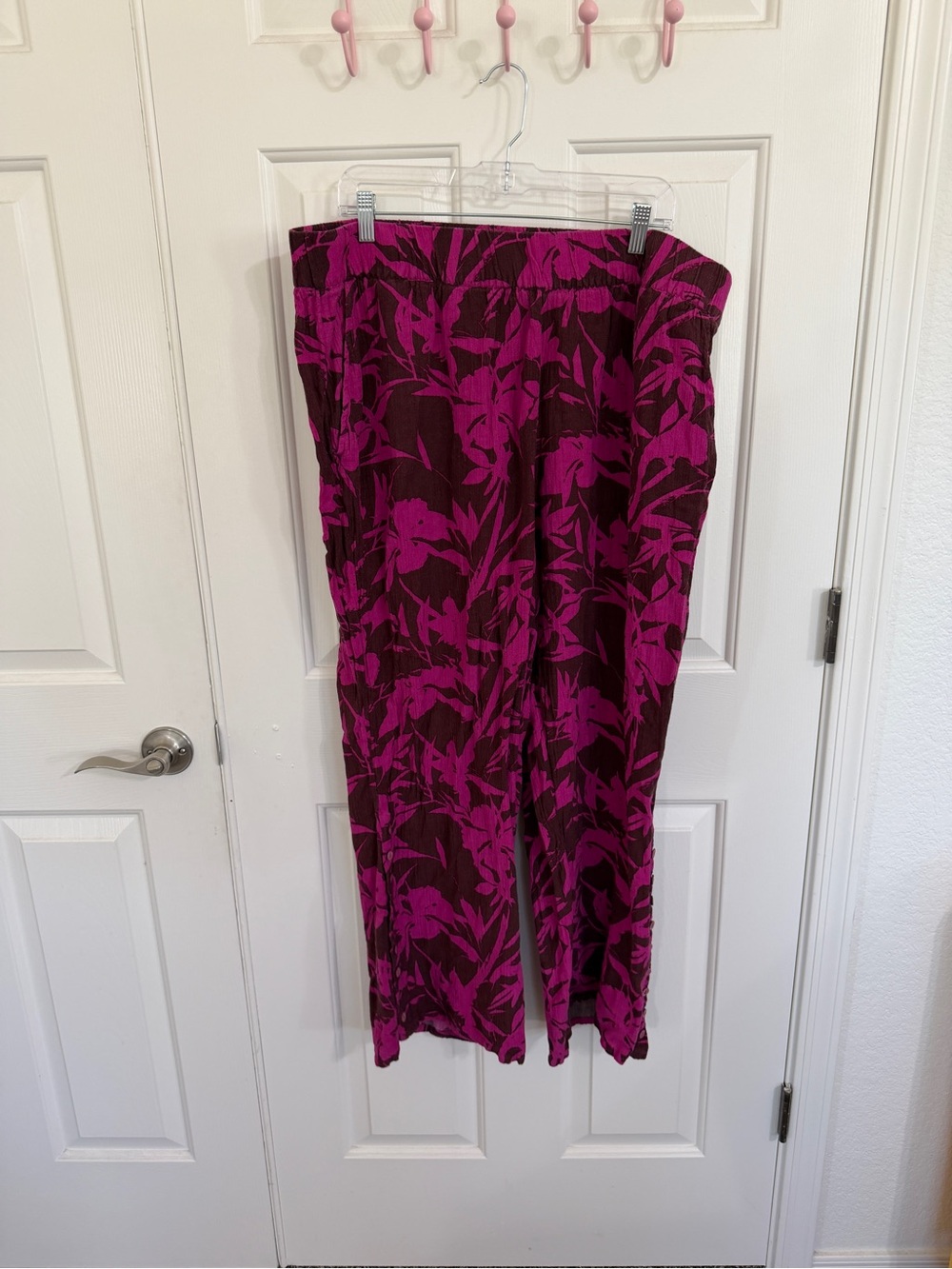 Soft Surroundings Fuchsia Floral Wide-Leg Pants